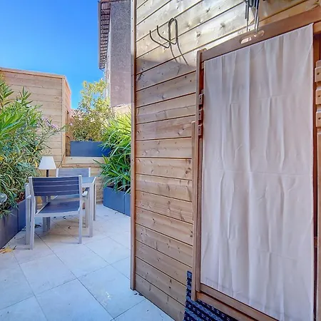 - Charmant Deux Pieces Avec Patio Lejlighed